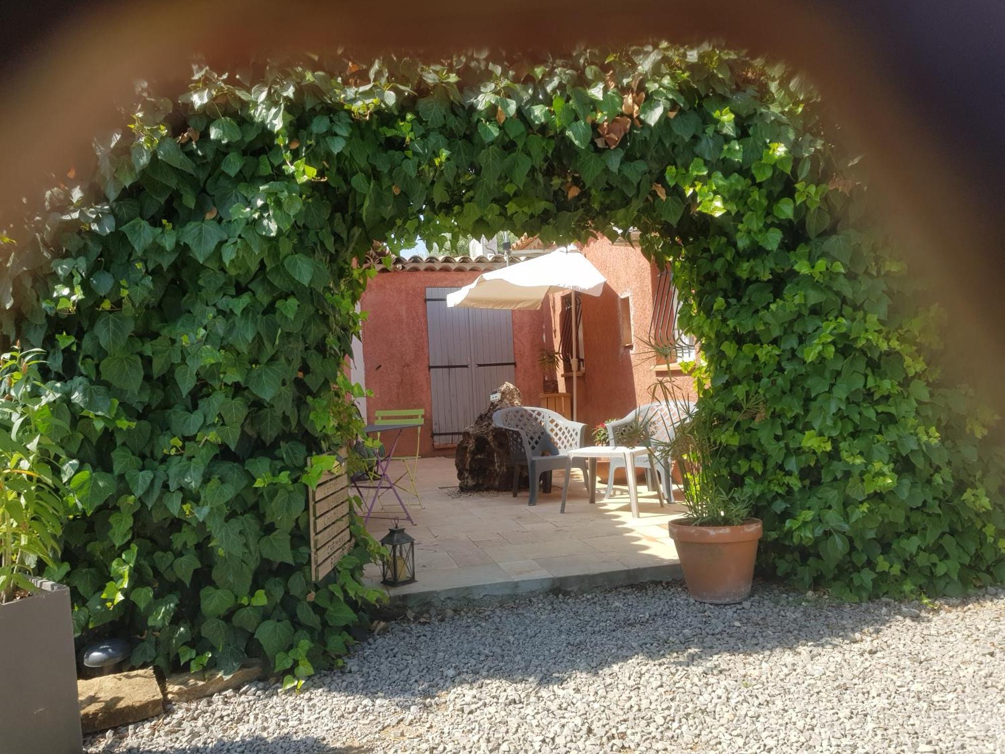 Les Lezards 2 Au Soleil Draguignan Bed & Breakfast Ngoại thất bức ảnh